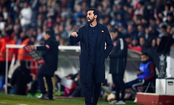 九游体育互动-老佛爷脸疼？解雇阿隆索2天后，皇马创5年新耻！42岁新帅茫然插兜