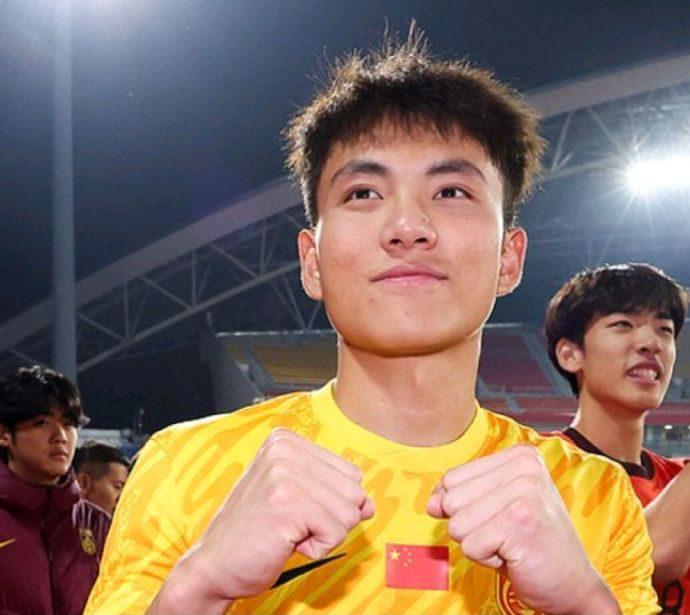 九游体育APP-自信!李昊西语调侃安东尼奥:你来讲两句?安帅:你守的门采我干嘛