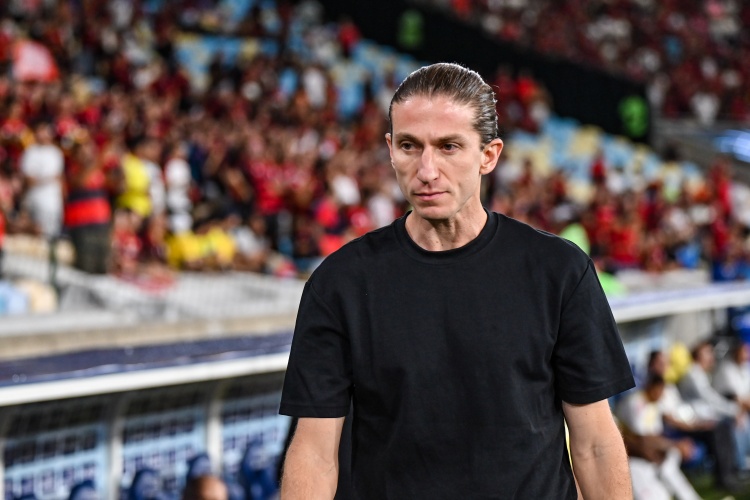 九游体育足球-巴媒：克鲁塞罗解雇蒂特，费利佩·路易斯、加拉多等人是新帅候选